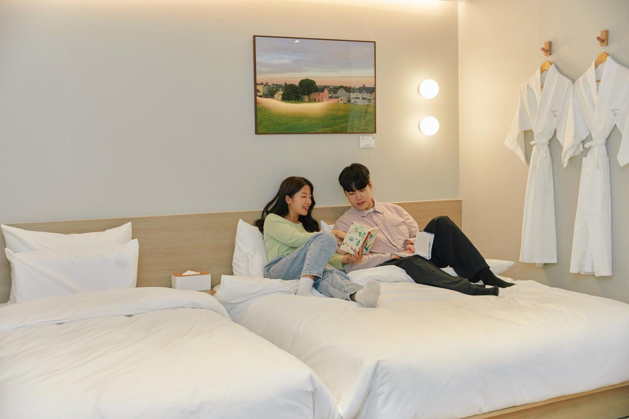 Aank Hotel Incheon Songdo Екстериор снимка